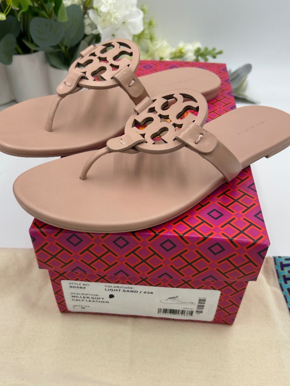 Tory Burch Miller sandals in light sand. Size 9